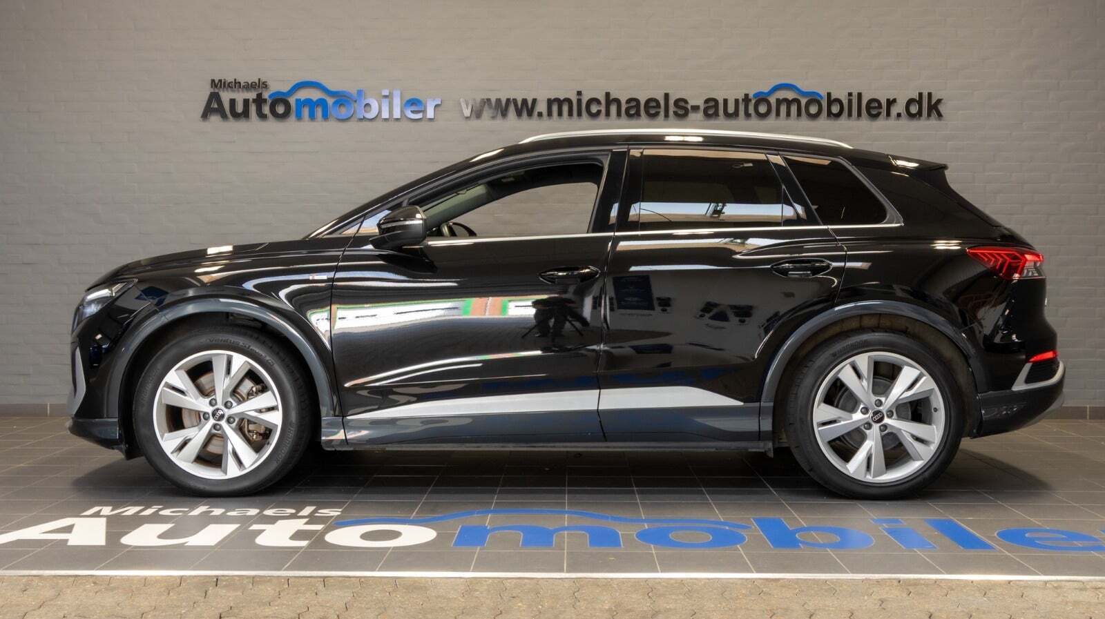 Sort Audi Q4 e-tron fra 2024