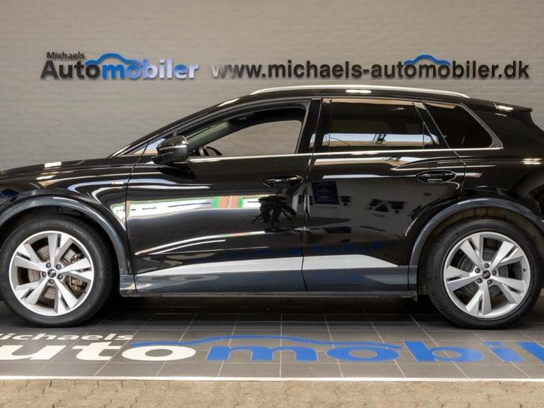 Audi Q4 e-tron 45 S-line