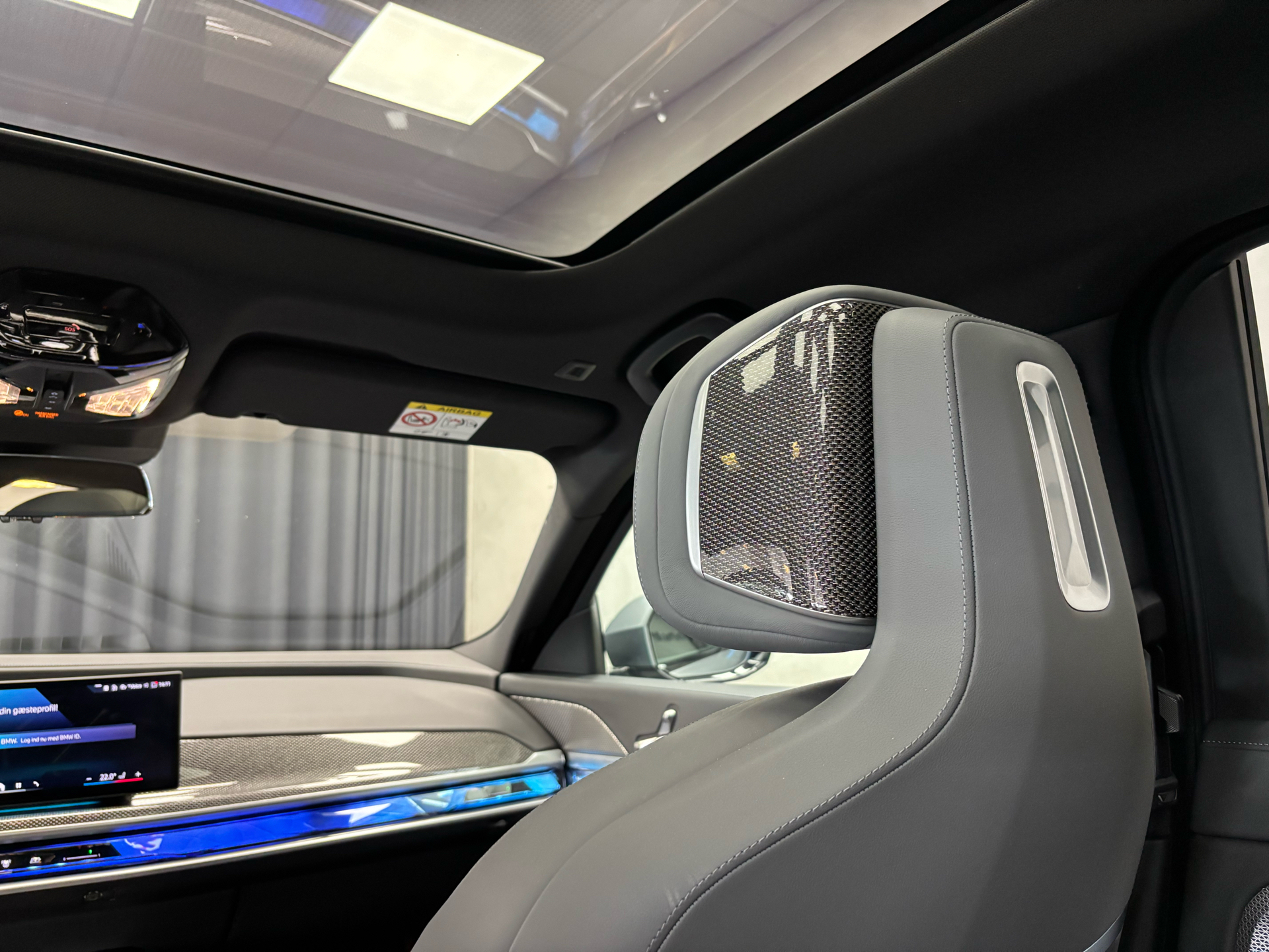 Grå BMW i7 fra 2024