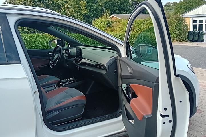 Hvid VW ID.4 fra 2021