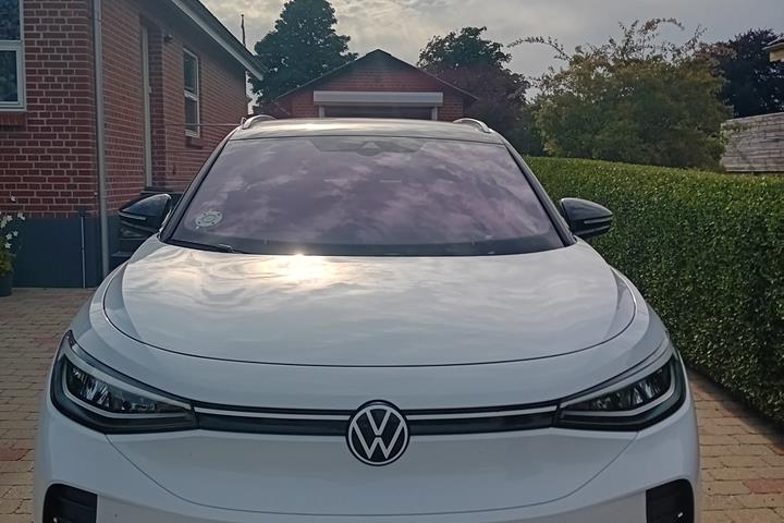 Hvid VW ID.4 fra 2021