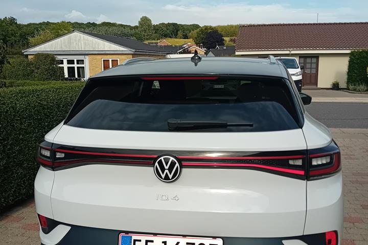 Hvid VW ID.4 fra 2021