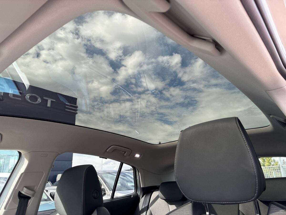 Sølv Skoda Enyaq fra 2025