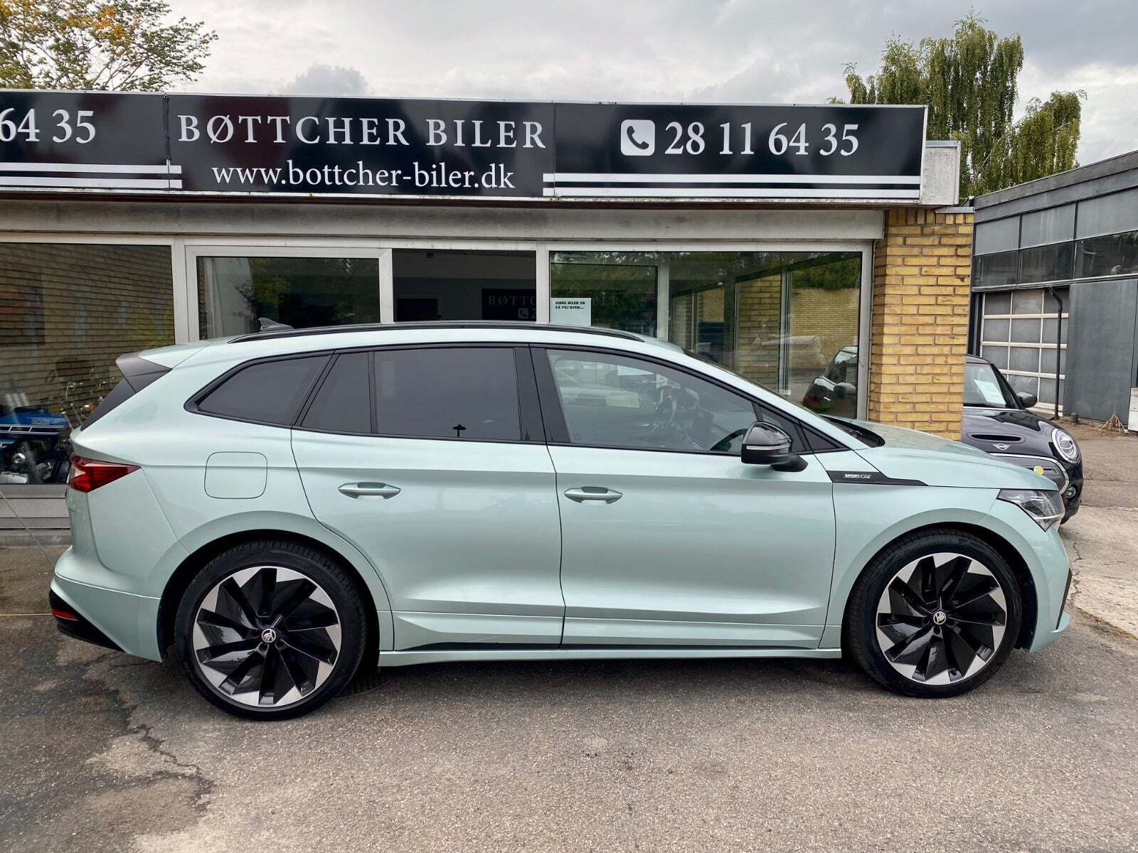 Grøn Skoda Enyaq fra 2021