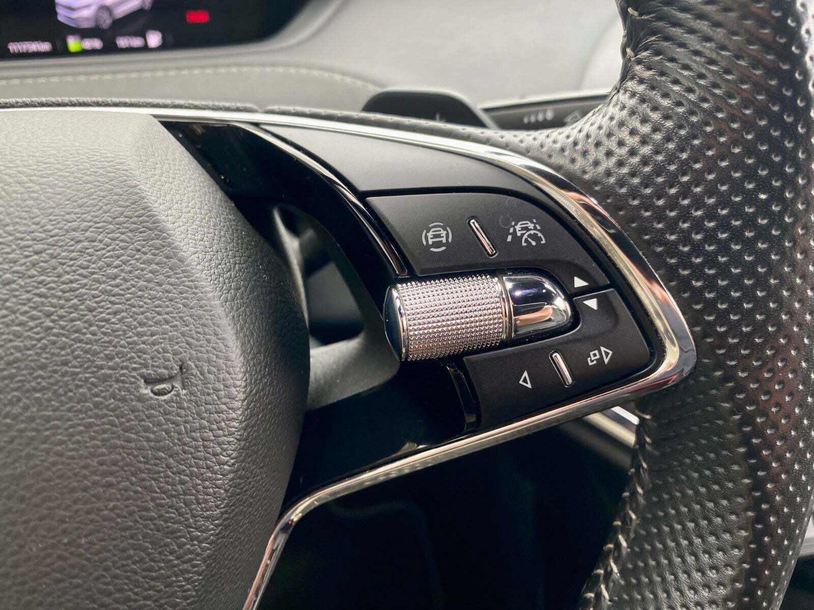 Grøn Skoda Enyaq fra 2021