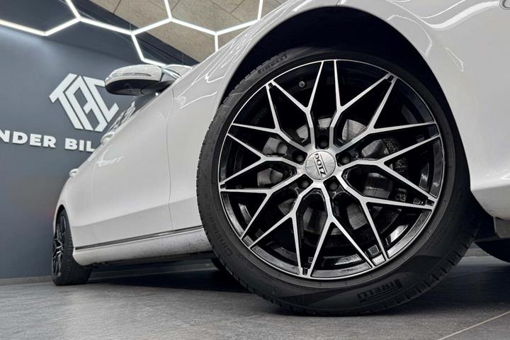 Hvid Mercedes C220 d fra 2020