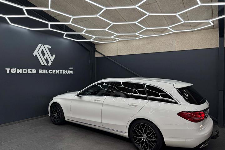 Hvid Mercedes C220 d fra 2020
