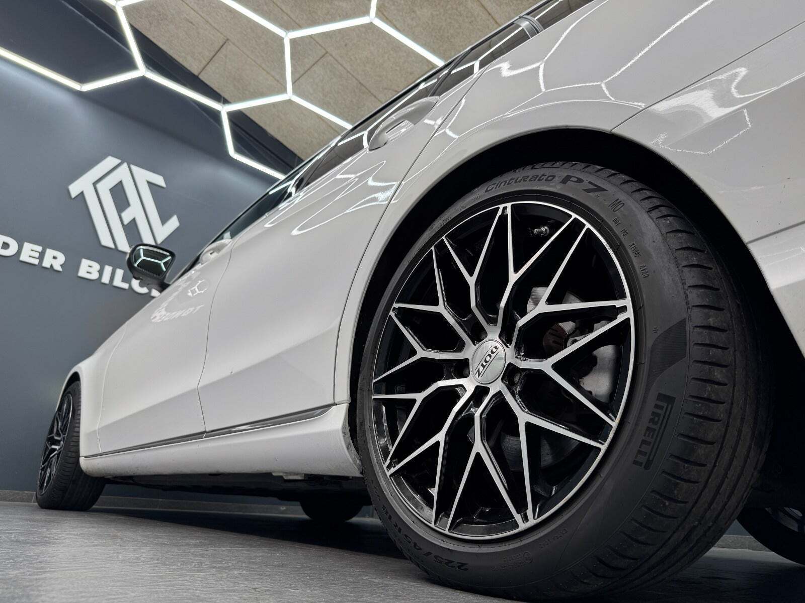 Hvid Mercedes C220 d fra 2020