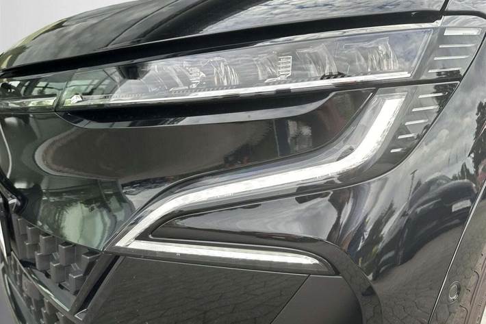 Sort Renault Megane E-Tech fra 2025