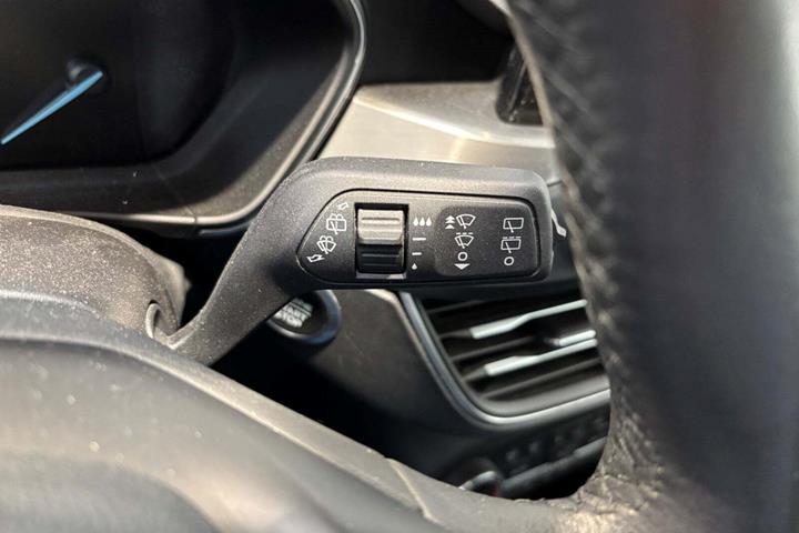 Blå Ford Focus fra 2019