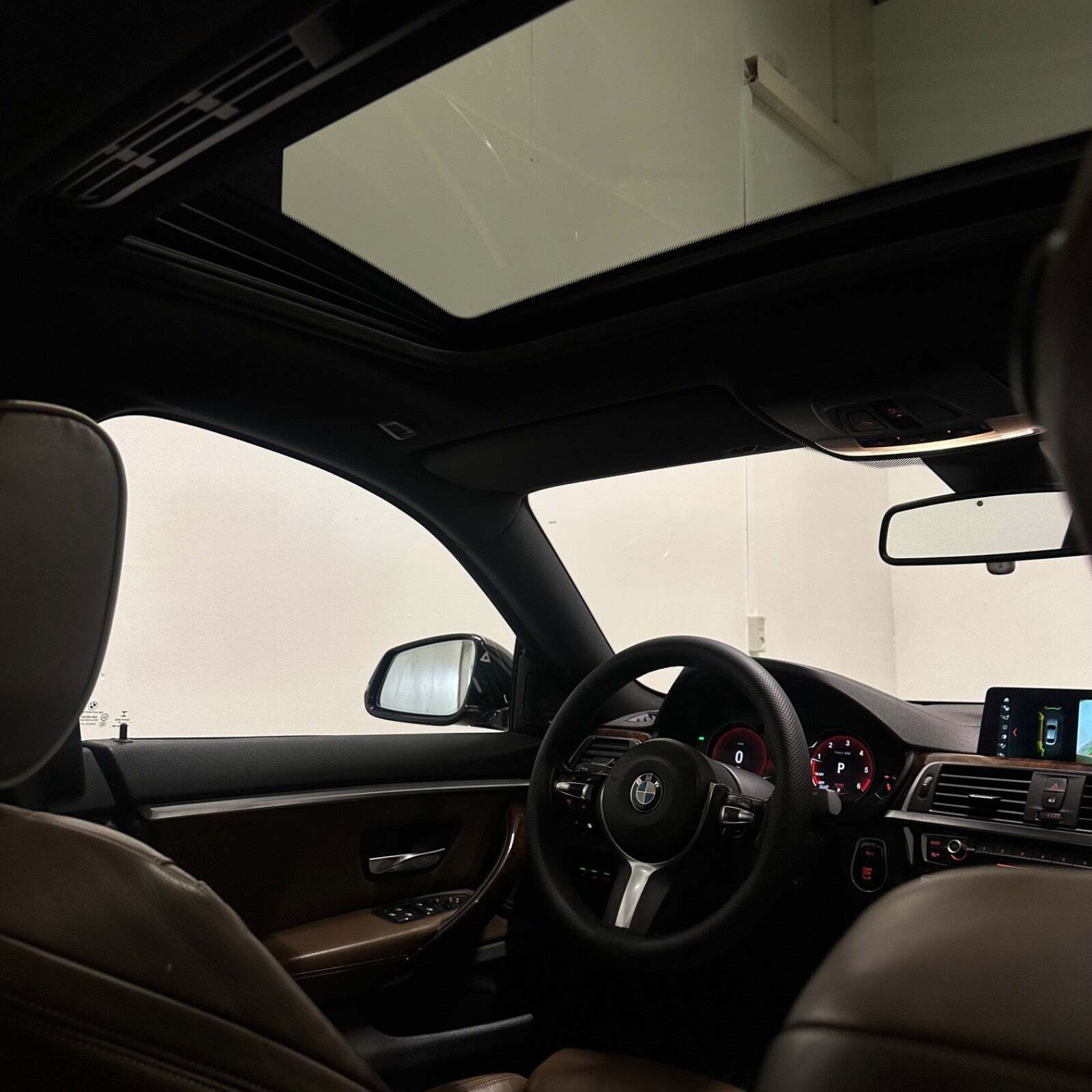 Brun BMW 420d fra 2018 set indefra