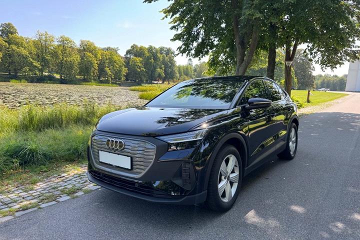 undefined Audi Q4 e-tron fra 2022