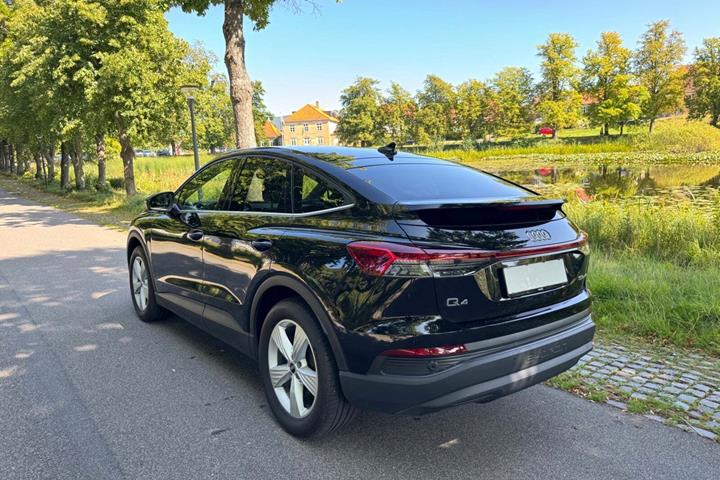 undefined Audi Q4 e-tron fra 2022