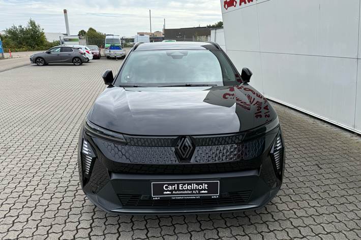 Sort Renault Scénic fra 2024 set udefra