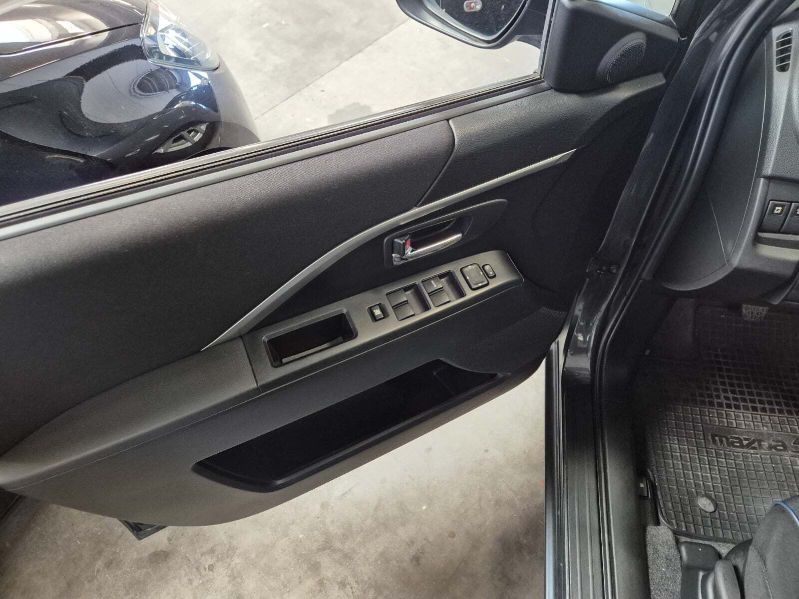 undefined Mazda 5 fra 2011