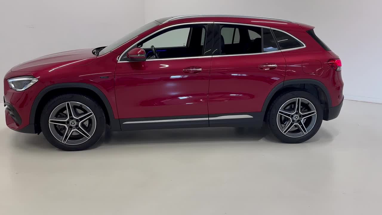 Mercedes GLA250 e