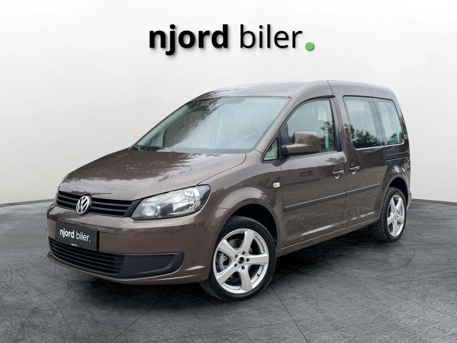 undefined VW Caddy fra 2013 set udefra