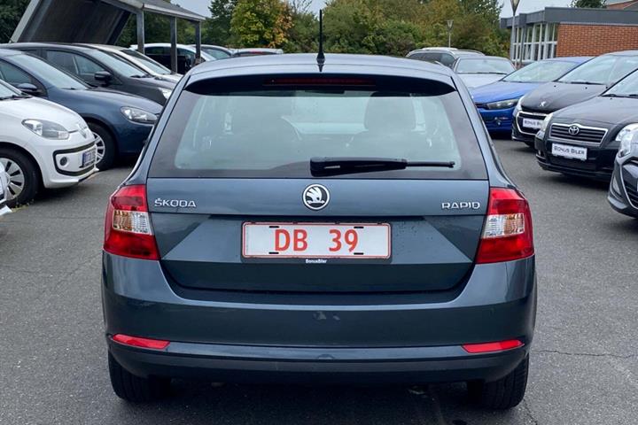 undefined Skoda Rapid fra 2014