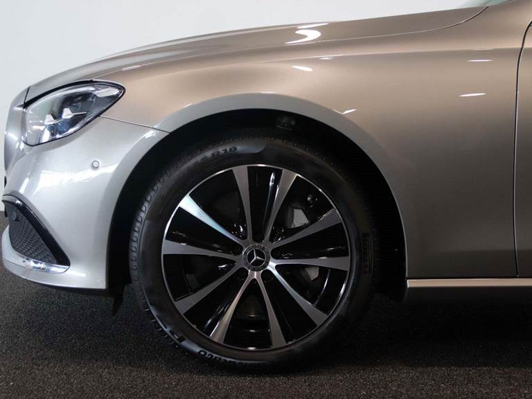 Mercedes E300 de 2,0 Advantage stc. aut.