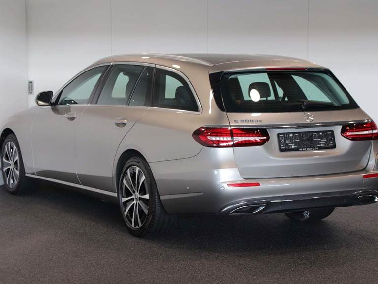 Mercedes E300 de 2,0 Advantage stc. aut.