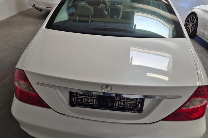 undefined Mercedes CLS320 fra 2008 set udefra