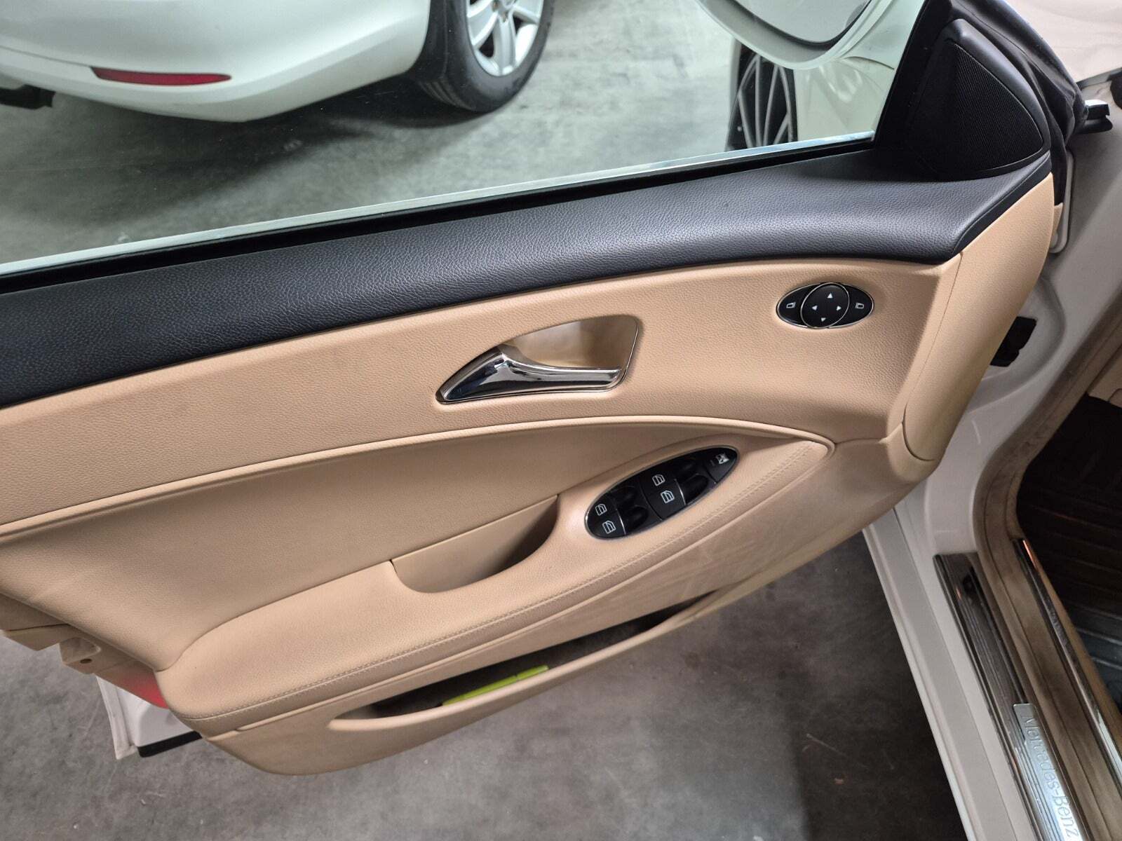 undefined Mercedes CLS320 fra 2008