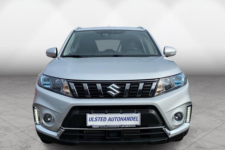 Sølv Suzuki Vitara fra 2019