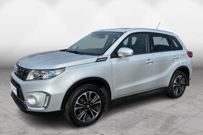 Sølv Suzuki Vitara fra 2019