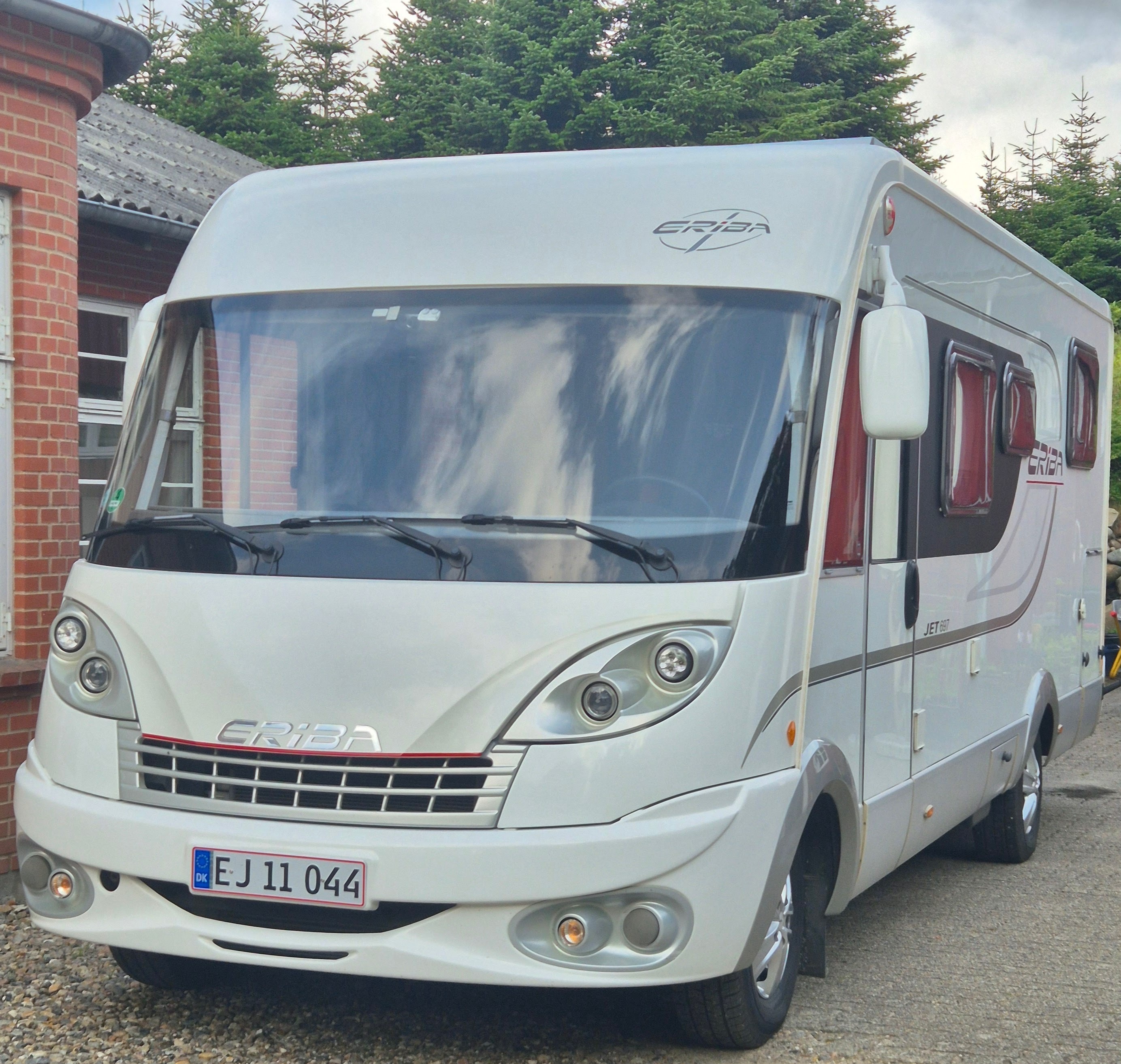Hymer Eriba 2,3 JET 697 - 4.250 kg