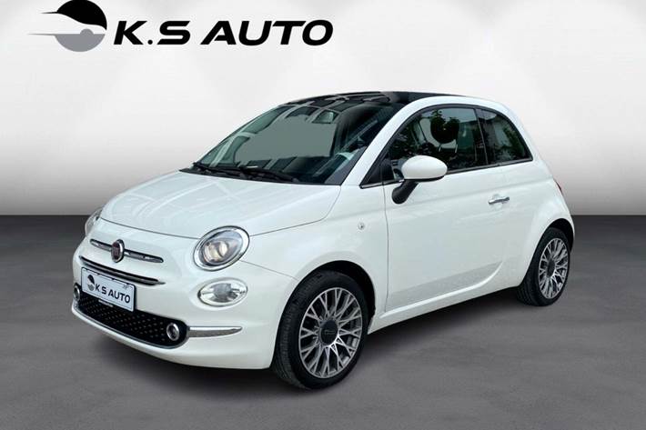 Hvid Fiat 500 fra 2020 set udefra