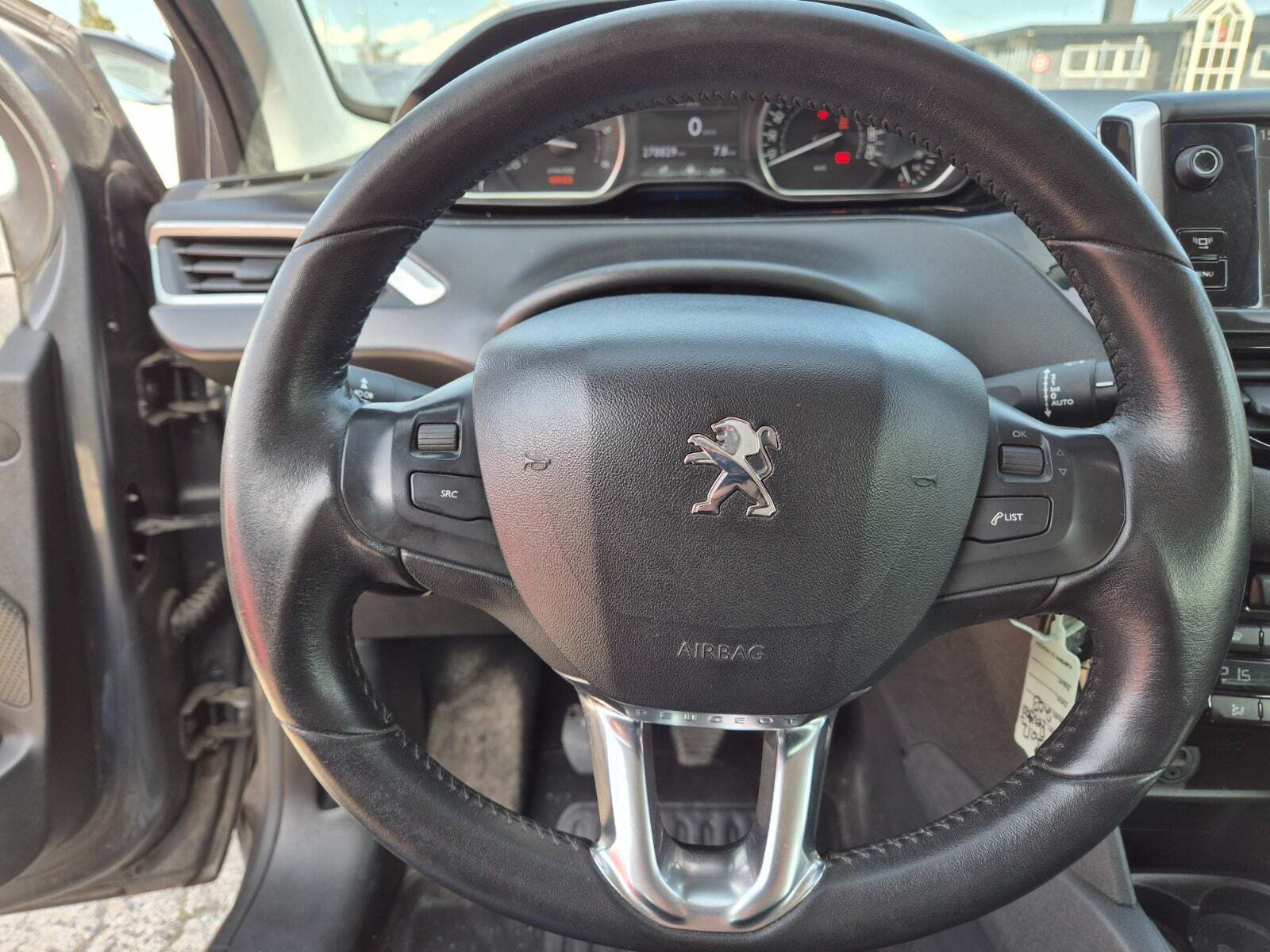 Peugeot 208 1,6 e-HDi 92 Active