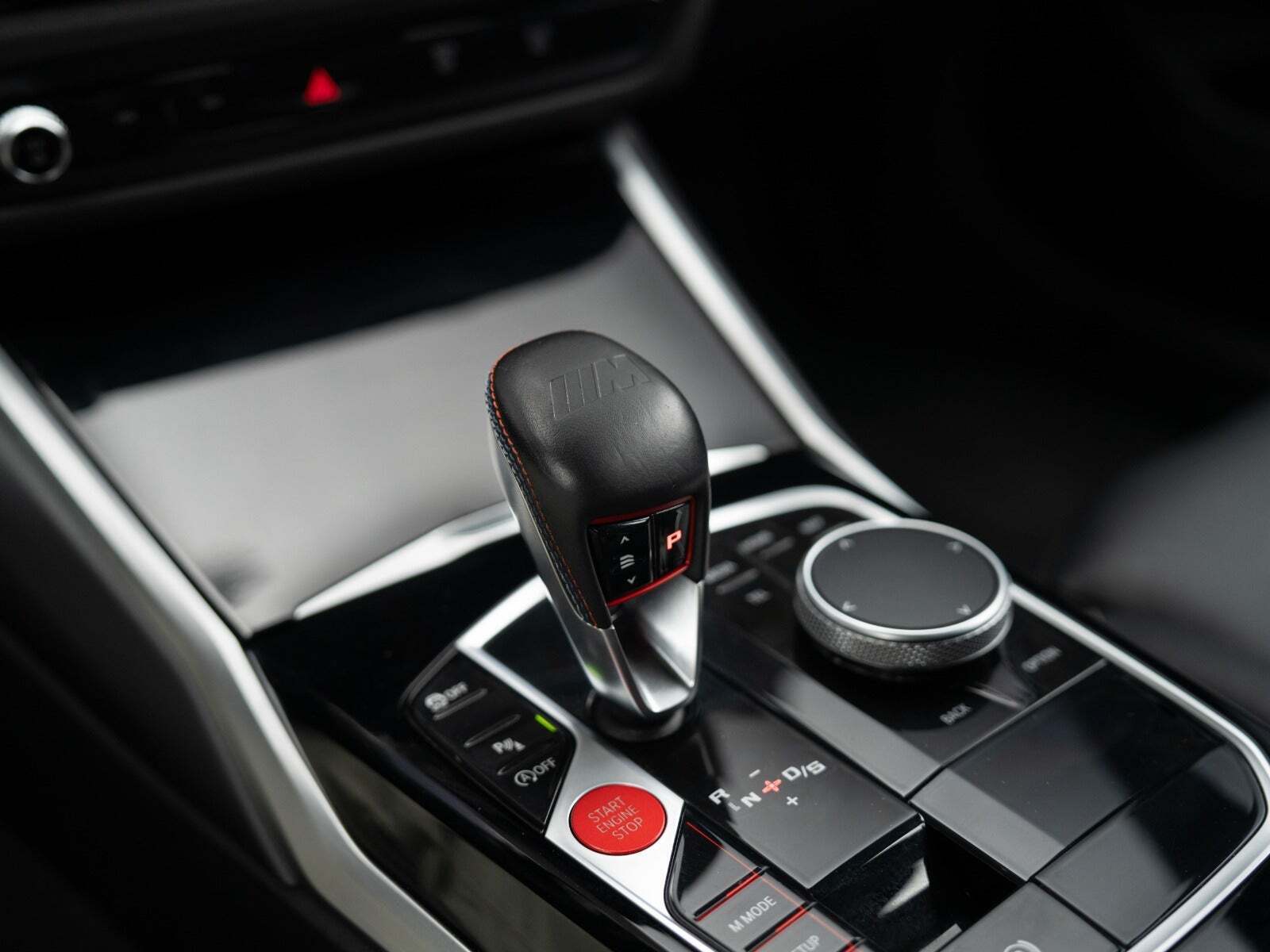 Hvid BMW M3 fra 2023