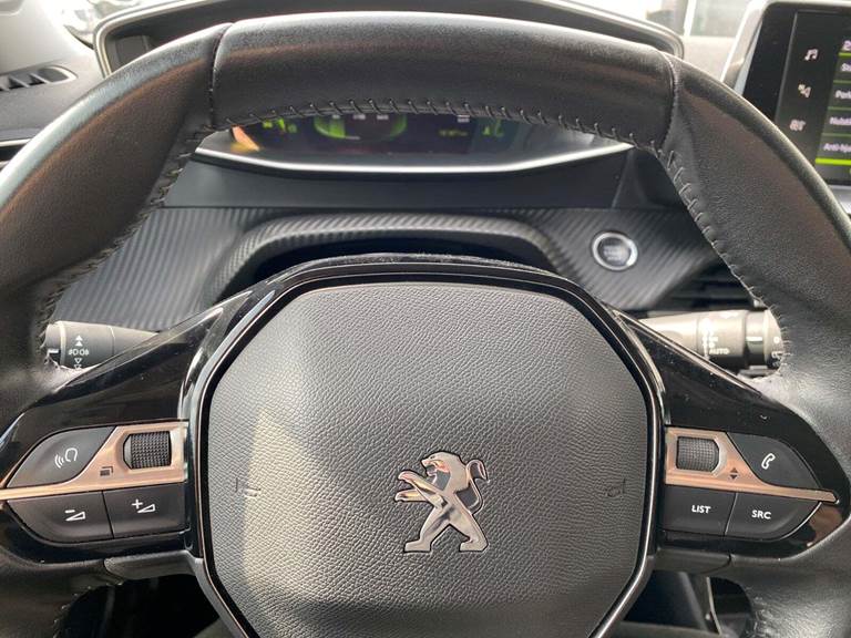 Peugeot 2008 1,5 BlueHDi 110 Allure Pack Van