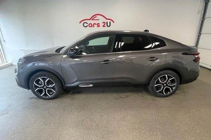 Grå Citroën ë-C4 X fra 2024