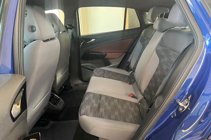 Blå VW ID.5 fra 2022