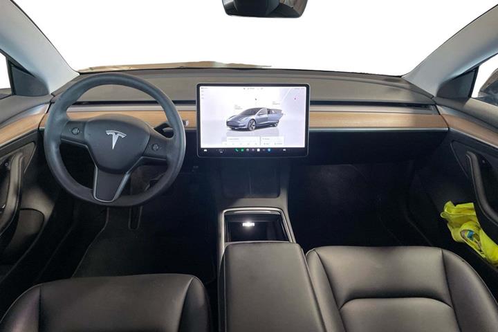 undefined Tesla Model 3 fra 2023
