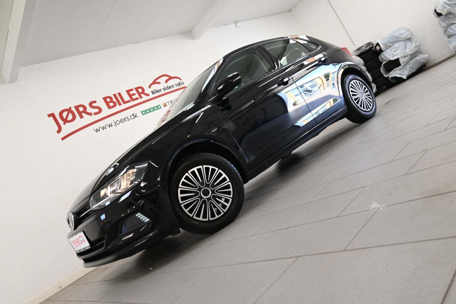 Sort VW Polo fra 2020