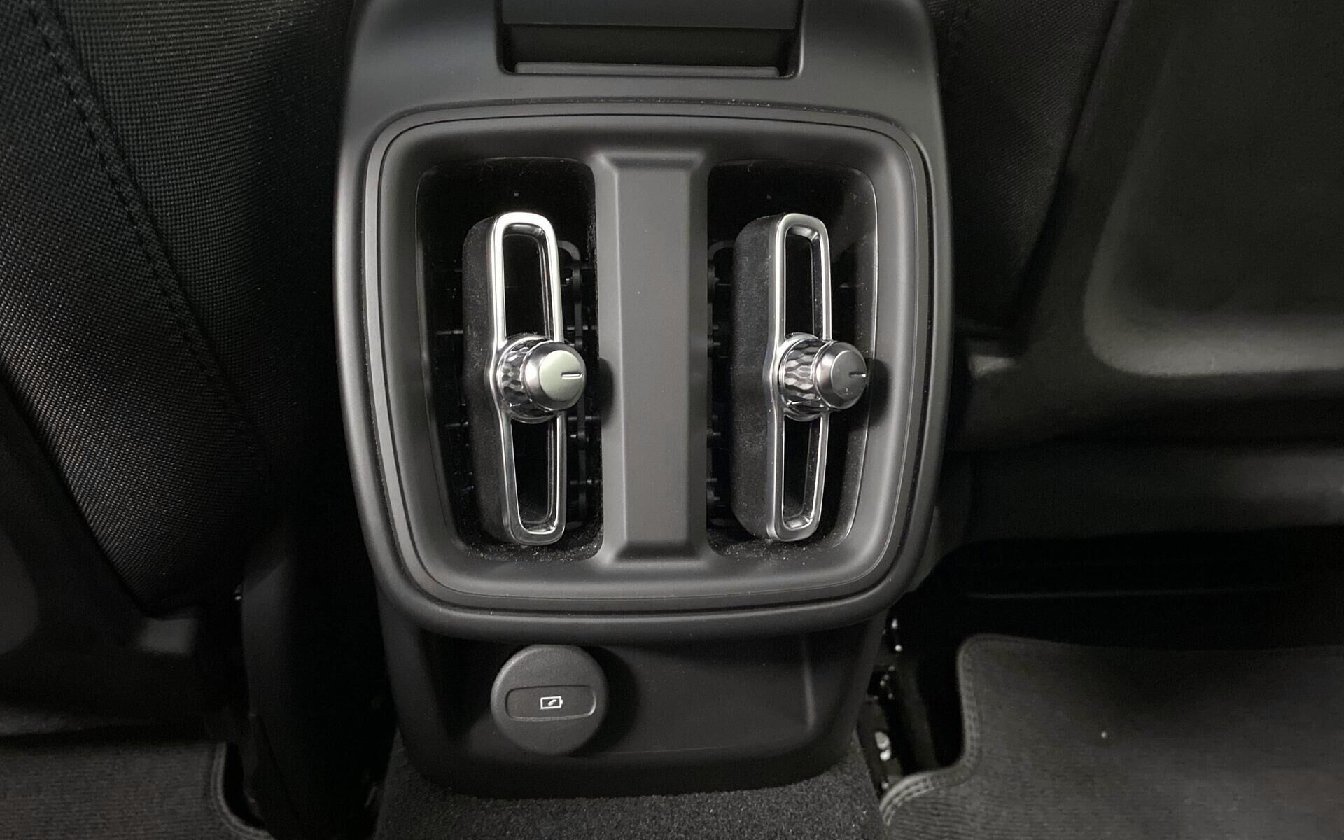 Hvid Polestar 2 fra 2024