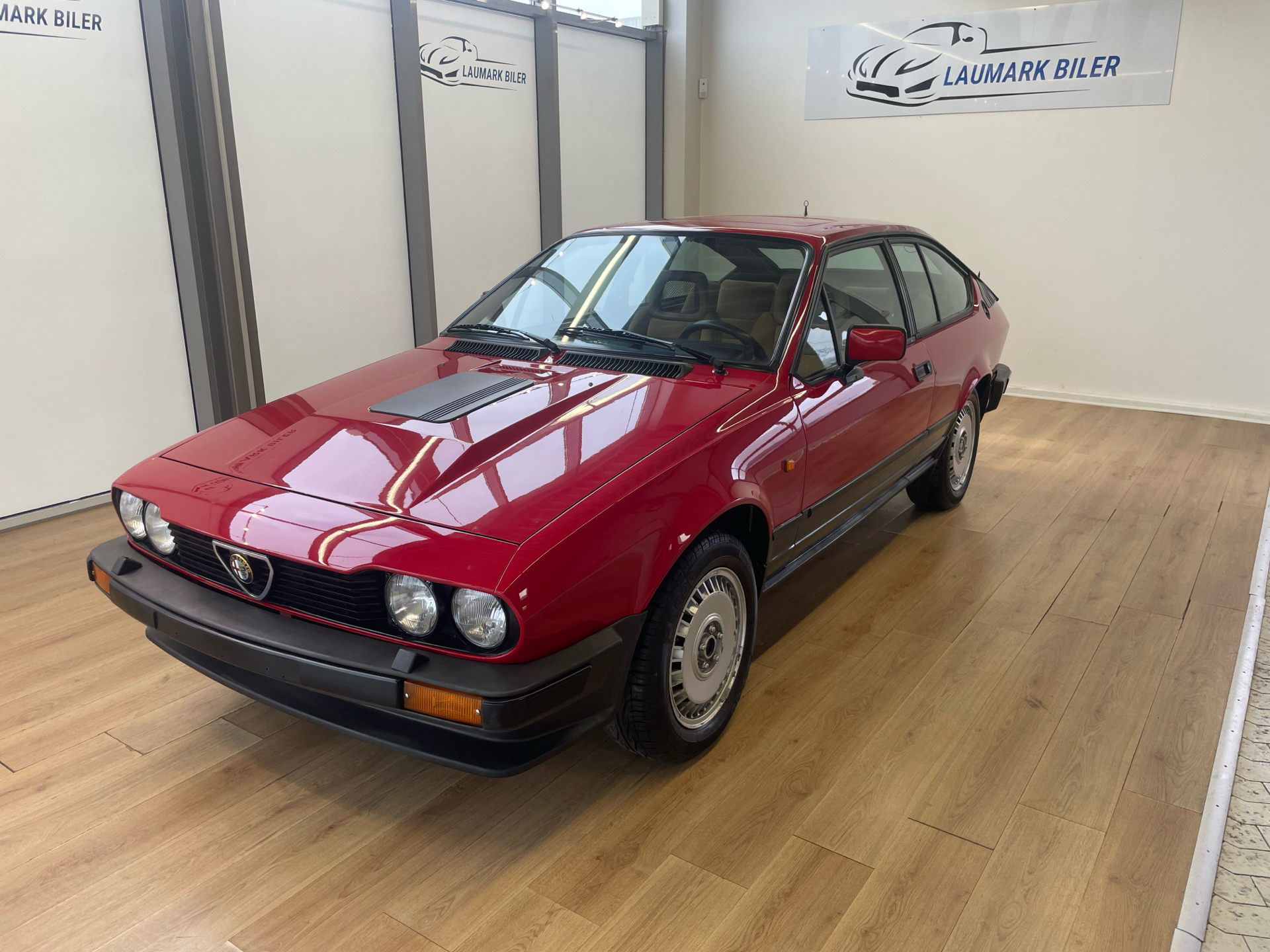 Alfa Romeo GTV 2,5 6 160HK 2d