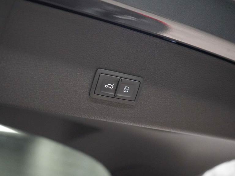 Audi e-tron 55 S-line Sportback quattro