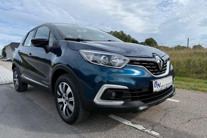 Blå Renault Captur fra 2018