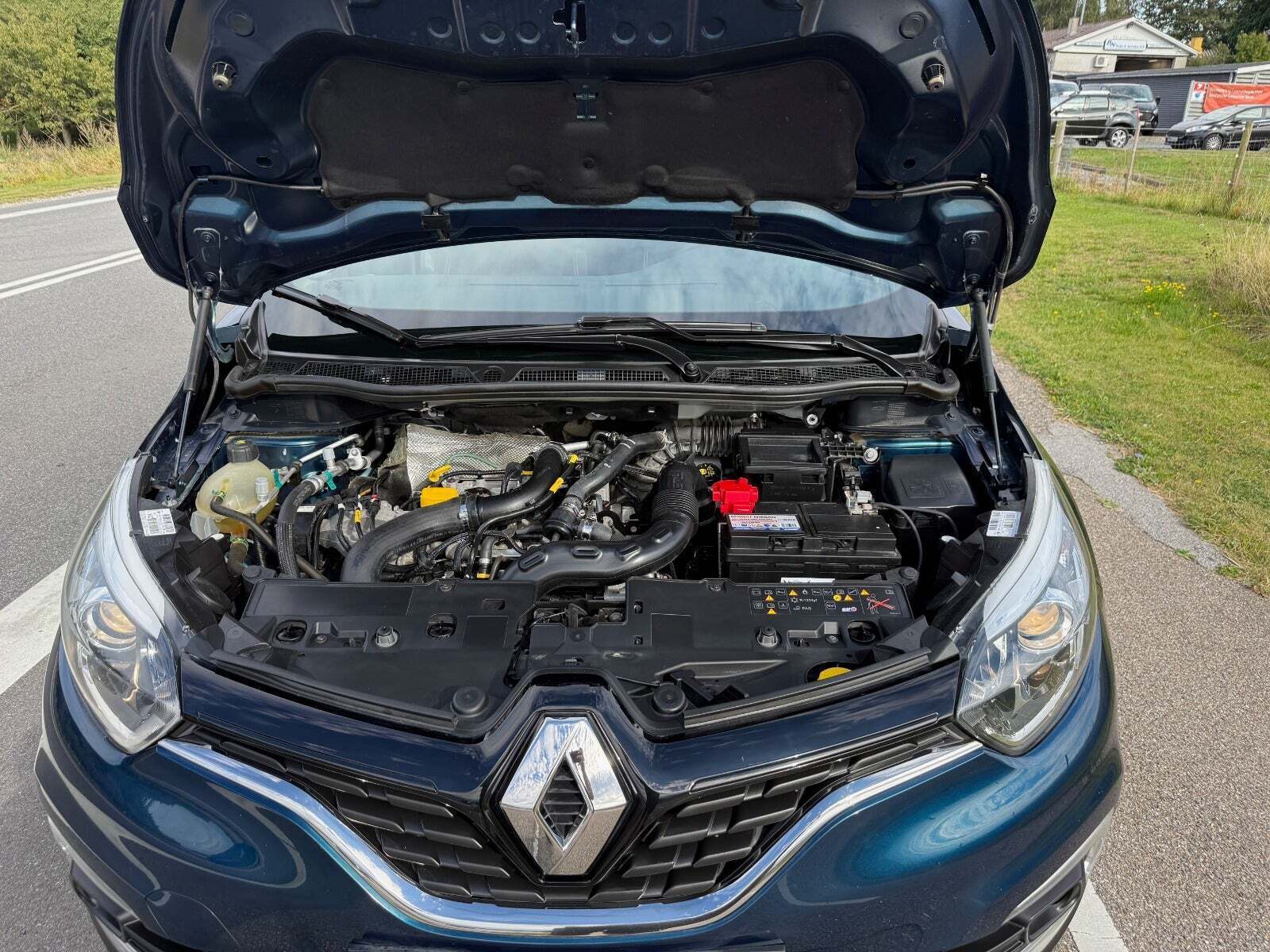Blå Renault Captur fra 2018
