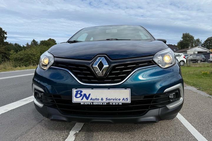 Blå Renault Captur fra 2018