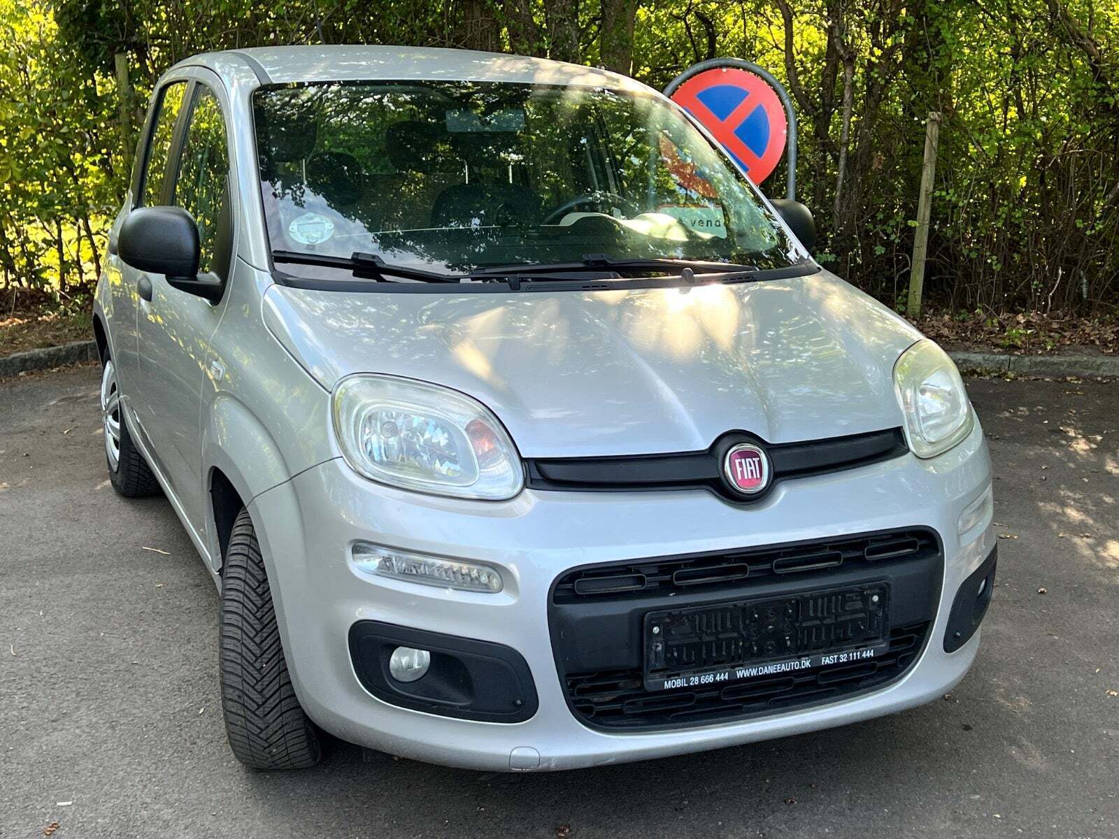 Sølv Fiat Panda fra 2014