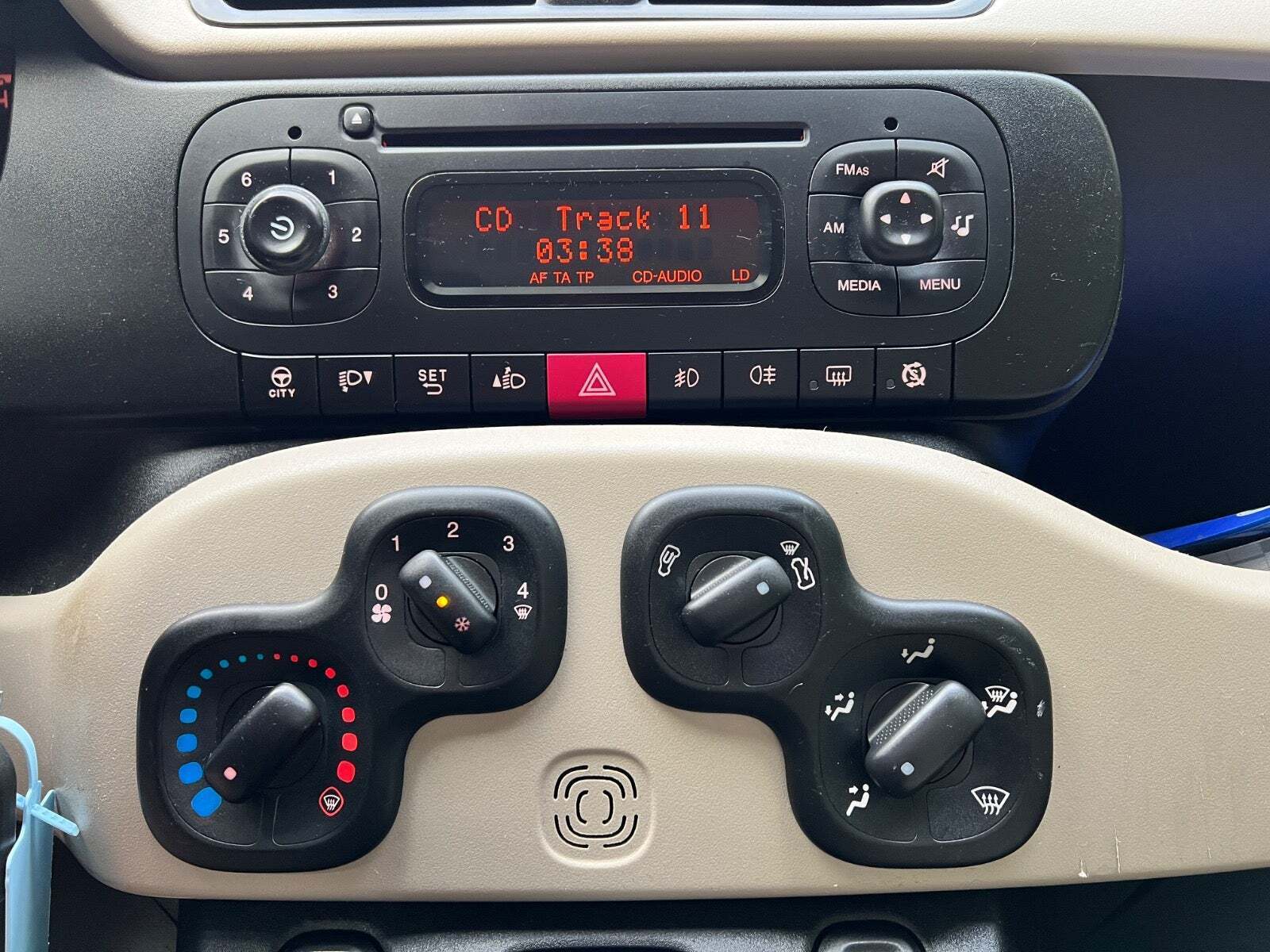 Sølv Fiat Panda fra 2014