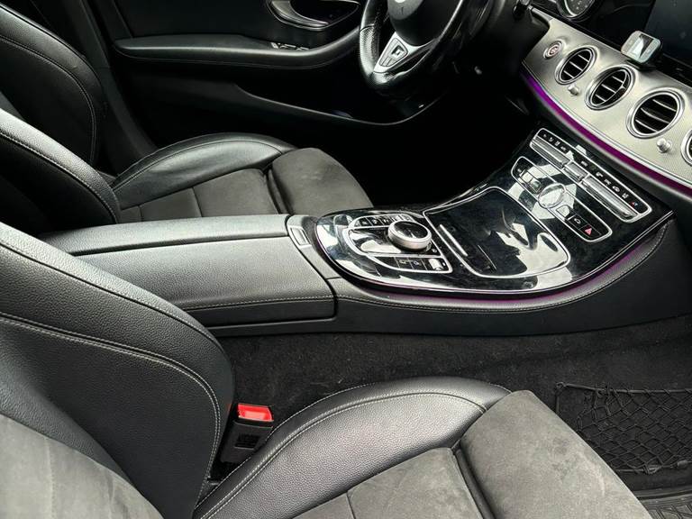 Mercedes E220 2,0 D stc. aut.