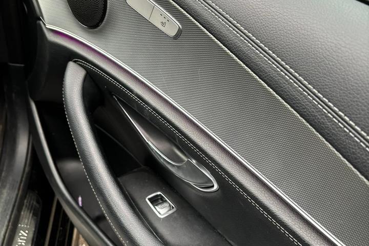 undefined Mercedes E220 fra 2017