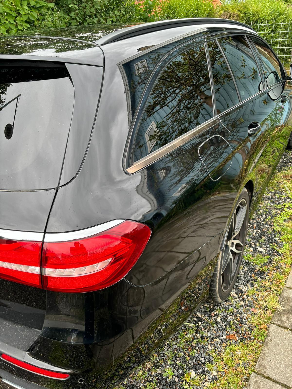 undefined Mercedes E220 fra 2017