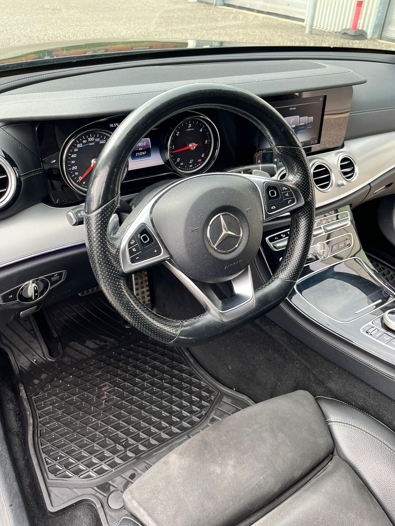 Mercedes E220 2,0 D stc. aut.