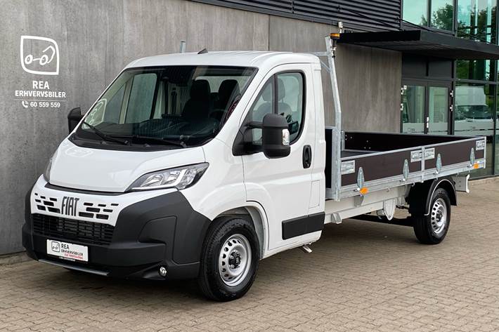 Hvid Fiat Ducato fra 2025